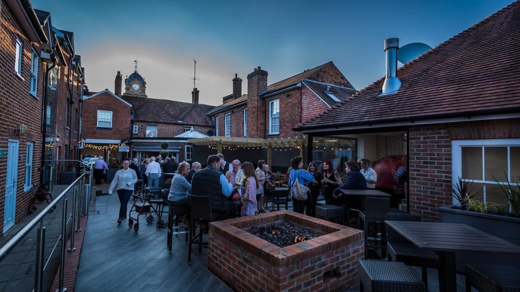 The Three Swans Hotel, Hungerford, Berkshire Luaran gambar